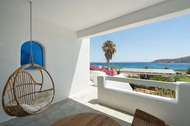 Luxury Tek Büyük Yataklı Oda, Balkon, Deniz Manzaralı