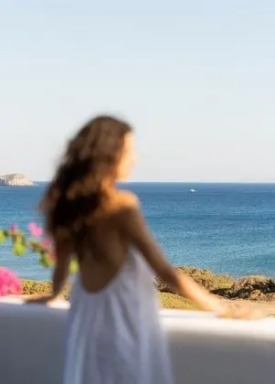 Luxury Tek Büyük Yataklı Oda, Balkon, Deniz Manzaralı