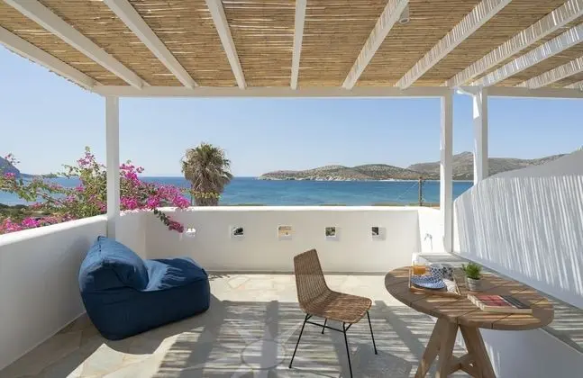Luxury Tek Büyük Yataklı Oda, Balkon, Deniz Manzaralı