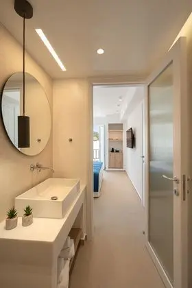 Luxury Üç Kişilik Oda, Balkon, Deniz Manzaralı