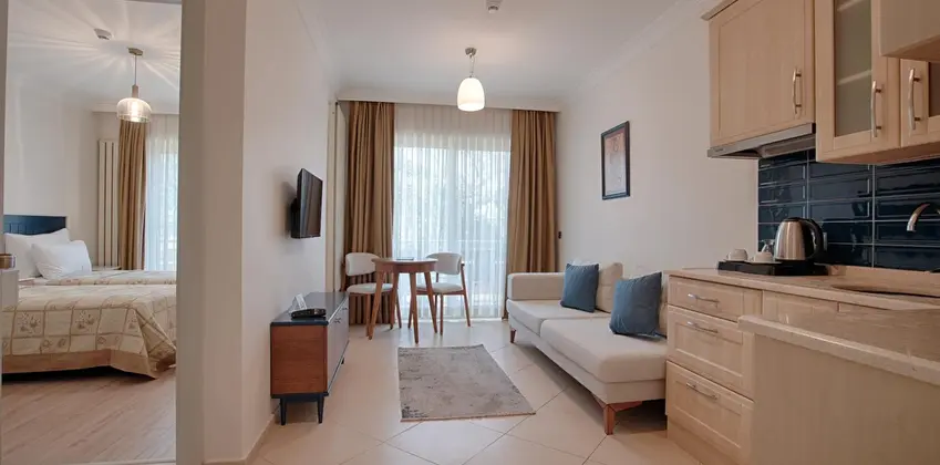 Standart Fransız Balkonlu Oda