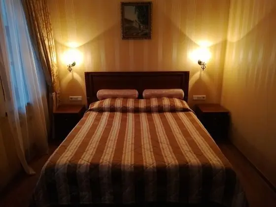 Standard Tek Büyük Yataklı Oda