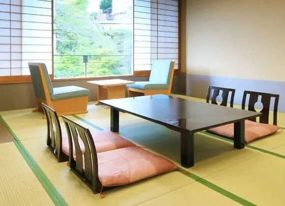 Traditional Oda (Japanese-style, For 4 Guests)