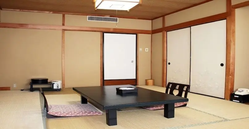 Traditional Oda, Sigara İçilebilir (Japanese Style)