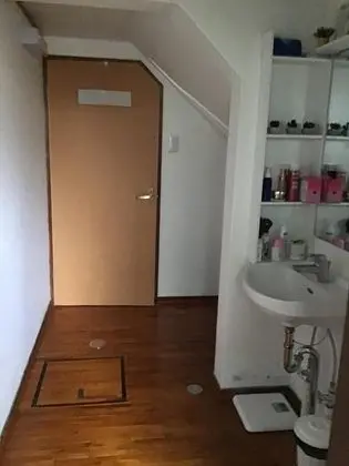 Tek Kişilik Oda, Ortak Banyo