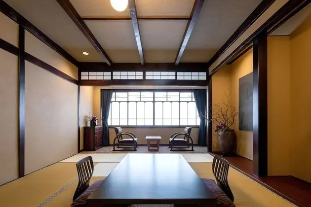 Traditional Oda (Japanese Style, 12 tatami, Hikarigami)