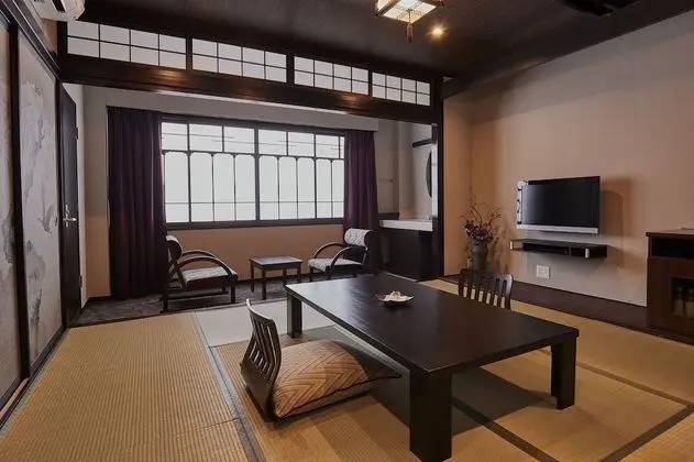 Traditional Oda (Japanese Style, 8 tatami,Kakei)