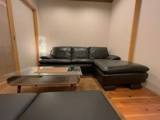 Ev (Private Vacation)