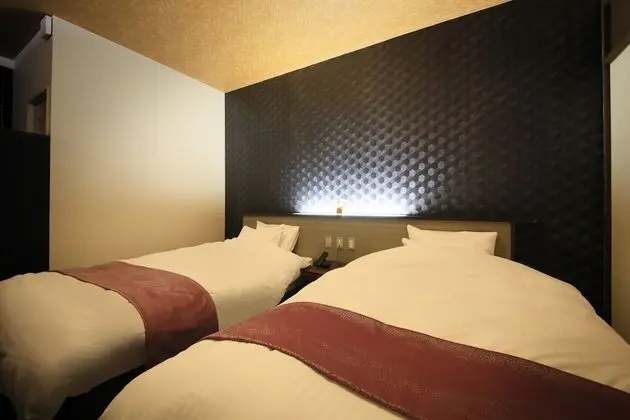 Basic İki Ayrı Yataklı Oda, Sigara İçilmez, Bahçe Manzaralı (with Japanese Futon - Main Building)