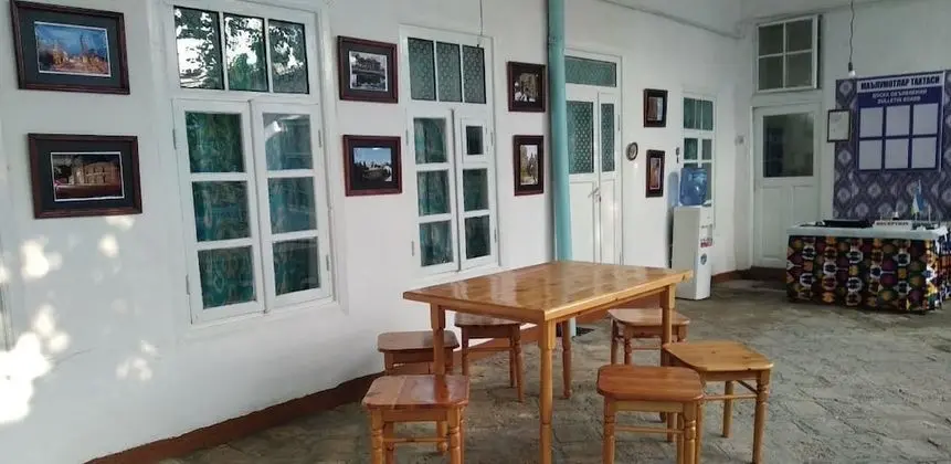 Basic İki Ayrı Yataklı Oda, Ortak Banyo