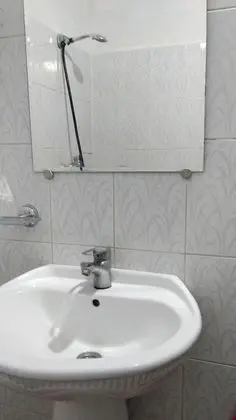 Basic İki Ayrı Yataklı Oda, Ortak Banyo
