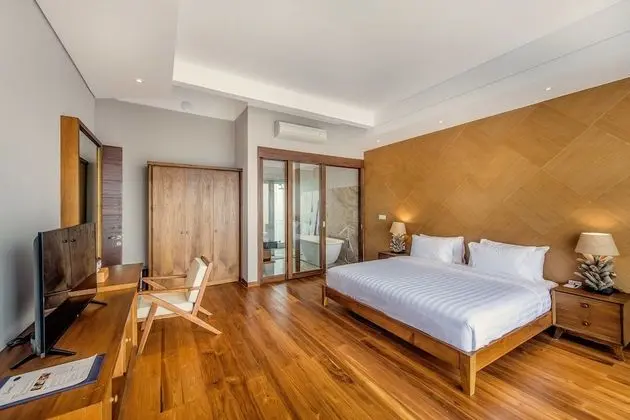 One Bedroom Luxury Pool Villa with Ocean View