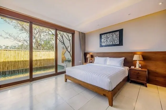 Three Bedroom Luxury Pool Villa with Ocean View