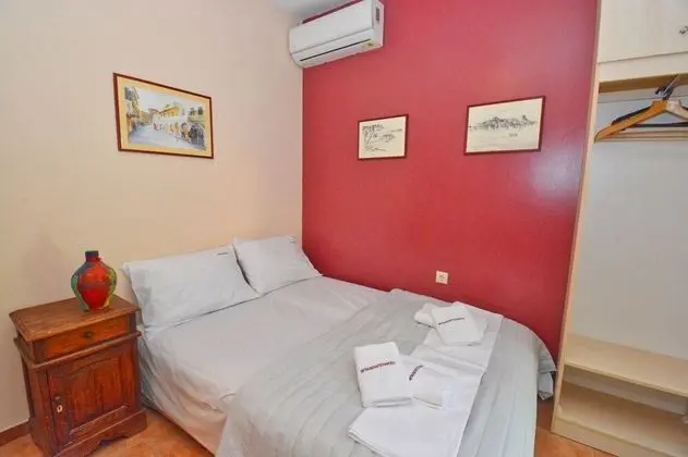 Superior Apart Daire, Bahçe Manzaralı
