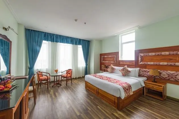 Deluxe Tek Büyük veya İki Ayrı Yataklı Oda