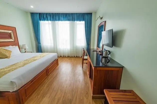 Superior Tek Büyük veya İki Ayrı Yataklı Oda