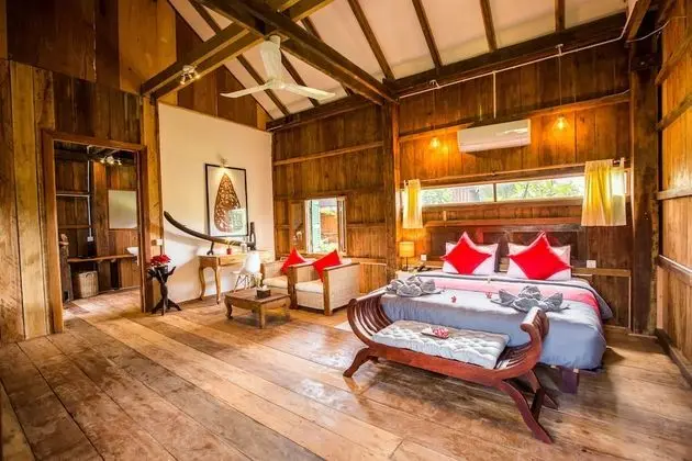 Villa (Khmer)