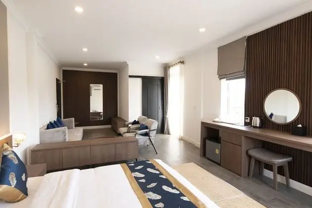 Royal Room