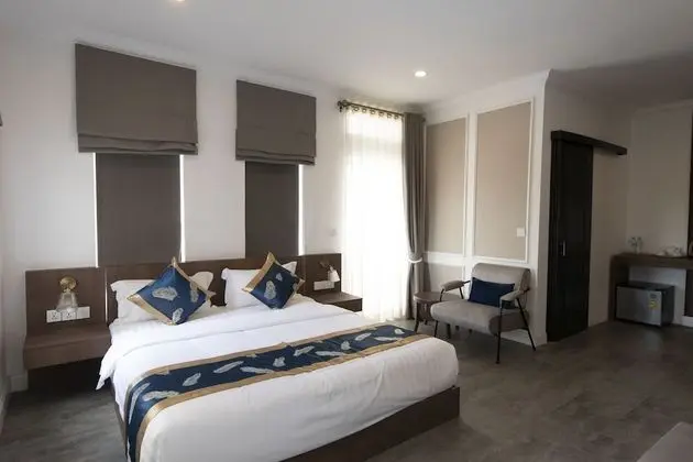 Royal Room