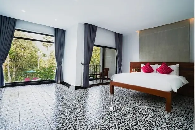 Luxury Tek Büyük Yataklı Oda