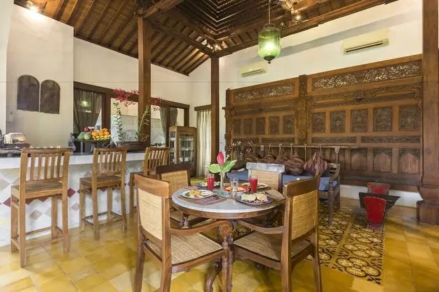 Executive Villa, 2 Yatak Odası, Küçük Mutfak, Havuz Manzaralı