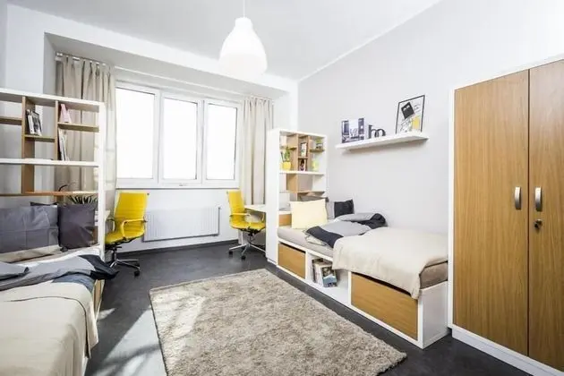 Standard Tek Büyük Yataklı Oda
