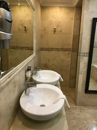 Superior Oda, 1 En Büyük (King) Boy Yatak, Havuz Manzaralı