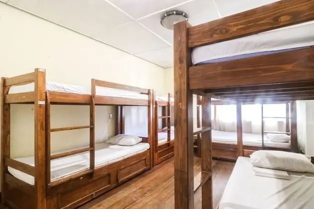 Ortak Ranzalı Oda, Karma Ranzalı Oda (Bed in 10-Bed Mixed Dormitory)