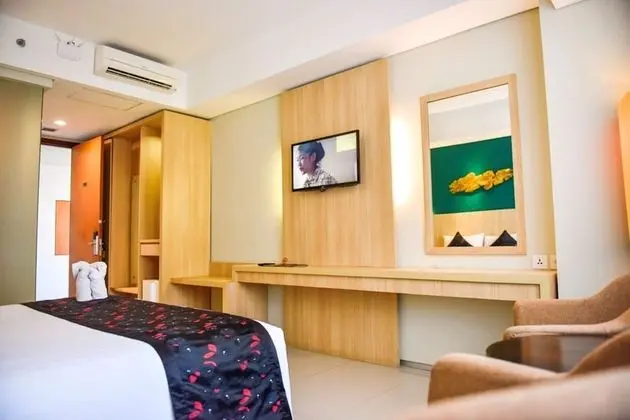 Deluxe Tek Büyük veya İki Ayrı Yataklı Oda, Sigara İçilmez, Şehir Manzaralı