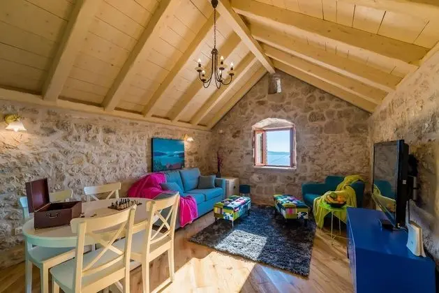 Villa (Two Bedroom House with Sea View)