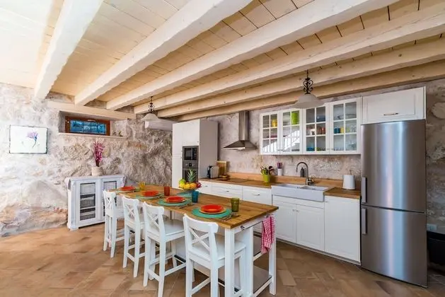 Villa (Two Bedroom House with Sea View)