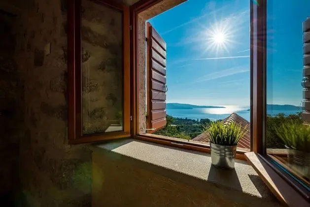 Villa (Two Bedroom House with Sea View)