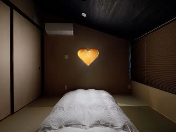 Deluxe Villa, Sigara İçilmez