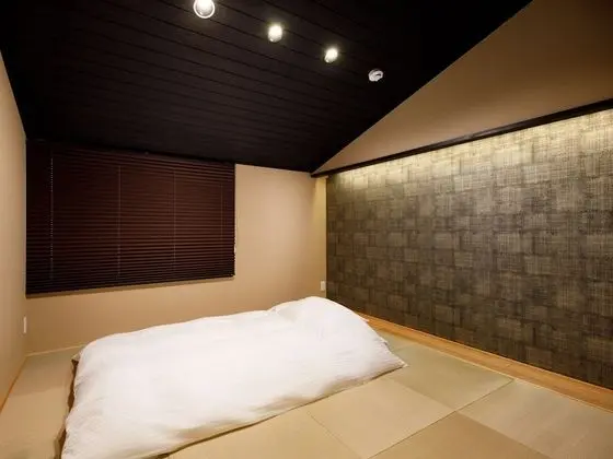 Deluxe Villa, Sigara İçilmez