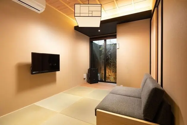 Ev (Private Vacation Home, South side)