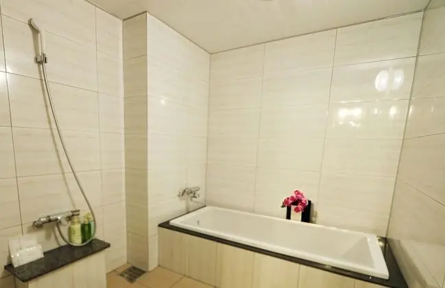 Deluxe Tek Büyük Yataklı Oda, 1 En Büyük (King) Boy Yatak, Sigara İçilmez (32sqm,villa)