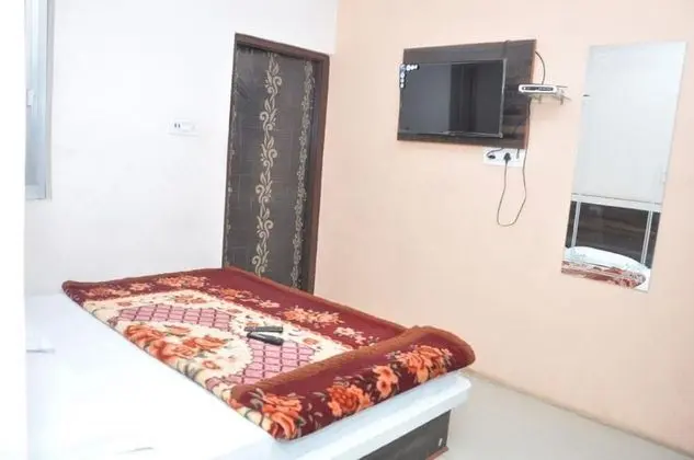 Tek Büyük Yataklı Oda, 1 Çift Kişilik Yatak, Sigara İçilmez