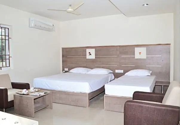 Premium Üç Kişilik Oda