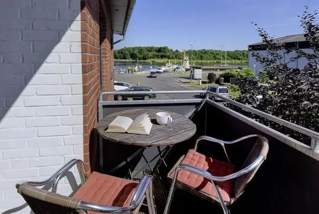 Signature Apart Daire, Özel Banyo (seitlicher Kanalblick)