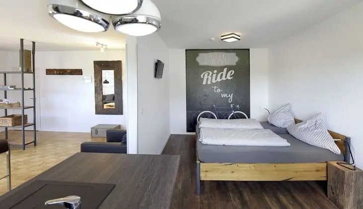 Signature Apart Daire, Özel Banyo (seitlicher Kanalblick)