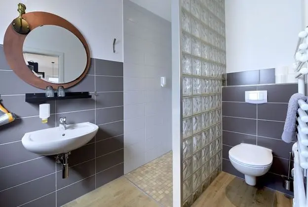 Signature Apart Daire, Özel Banyo (seitlicher Kanalblick)