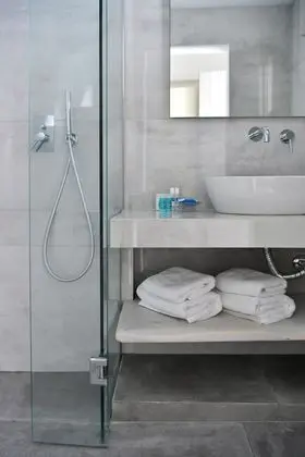 Superior Oda, Balkon, Kısmi Deniz Manzaralı