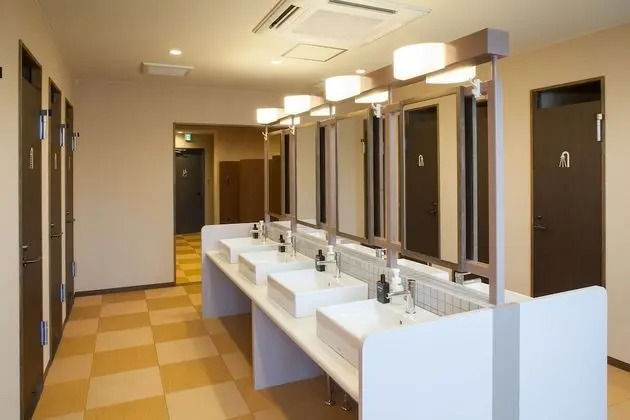 Oda, Sadece erkekler için, Sigara İçilmez (Capsule Room)
