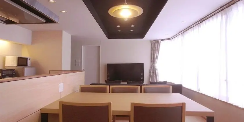 Oda, Sigara İçilmez, Özel Banyo (65 sqm)