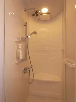 Oda, Sigara İçilmez, Özel Banyo (65 sqm)