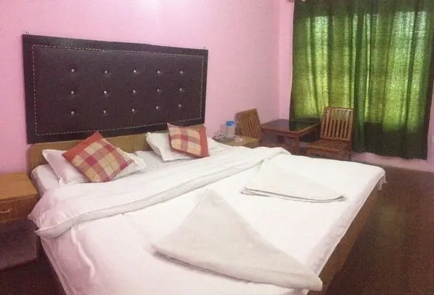 Deluxe Tek Büyük Yataklı Oda, Özel Banyo, Dağ Manzaralı