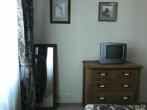 Family Apart Daire, Balkon, Avlu Manzaralı