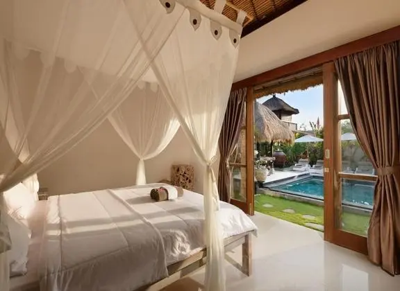 Bungalov, Bahçe Manzaralı