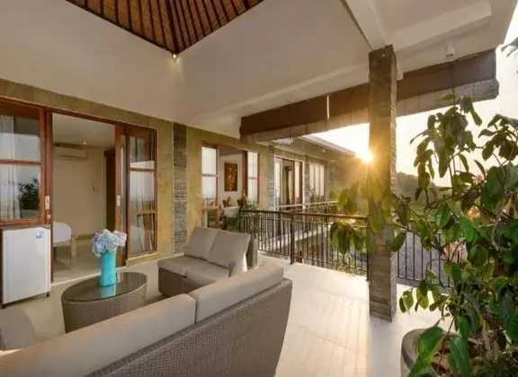 Bungalov, Bahçe Manzaralı