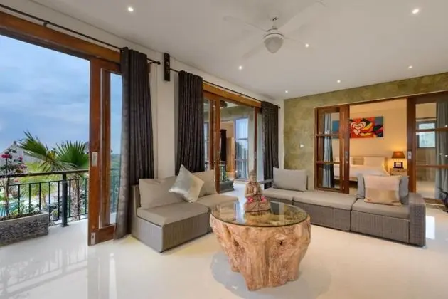 Deluxe Tek Büyük Yataklı Oda, Balkon
